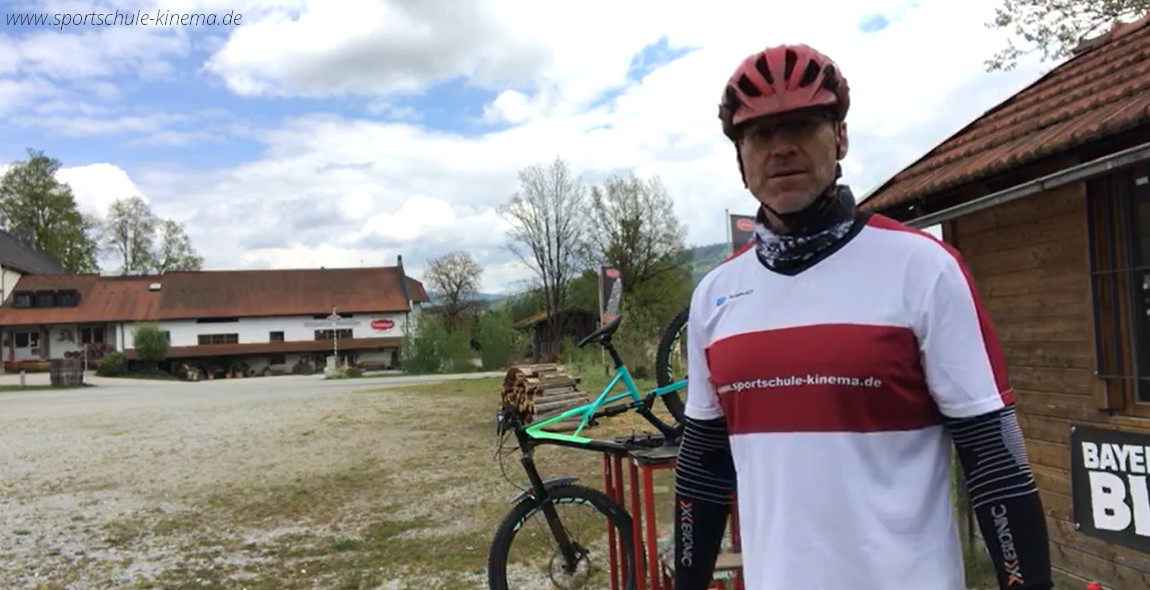 Fahrpositionen beim Mountainbiken mit Manfred