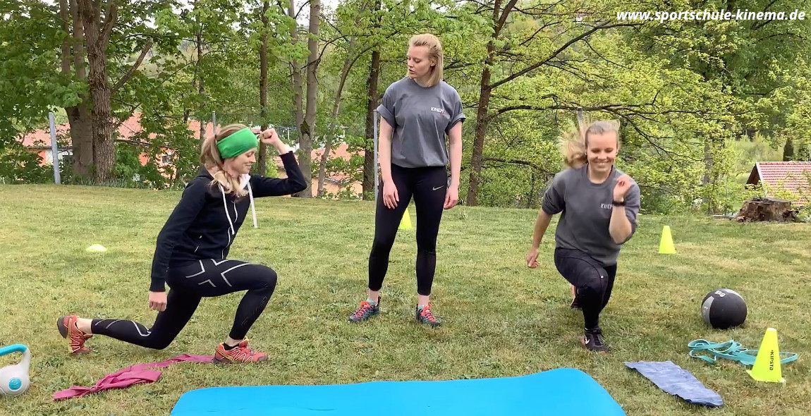 Kleines Zirkeltraining zum Mitmachen mit Anja, Lena und Sophia