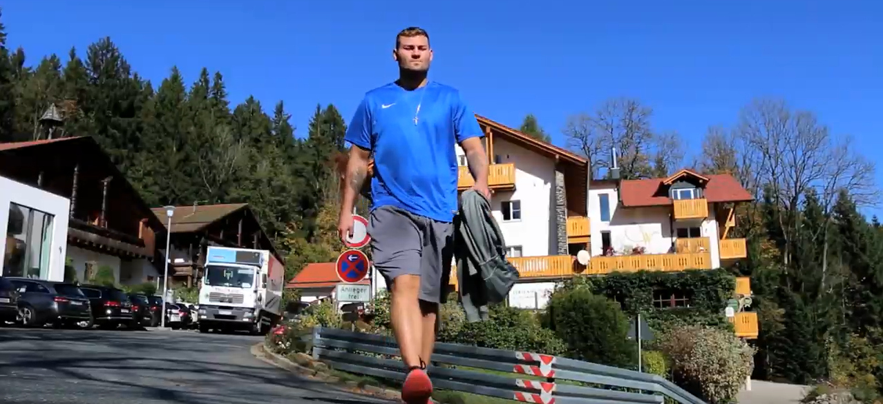 Profiboxer Tom Schwarz (19-0-0 (12)) - Rekonvaleszenz im Therapiezentrum KINEMA